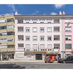 Houze_4 Room Flat In Lisbon Centre Near Zoo